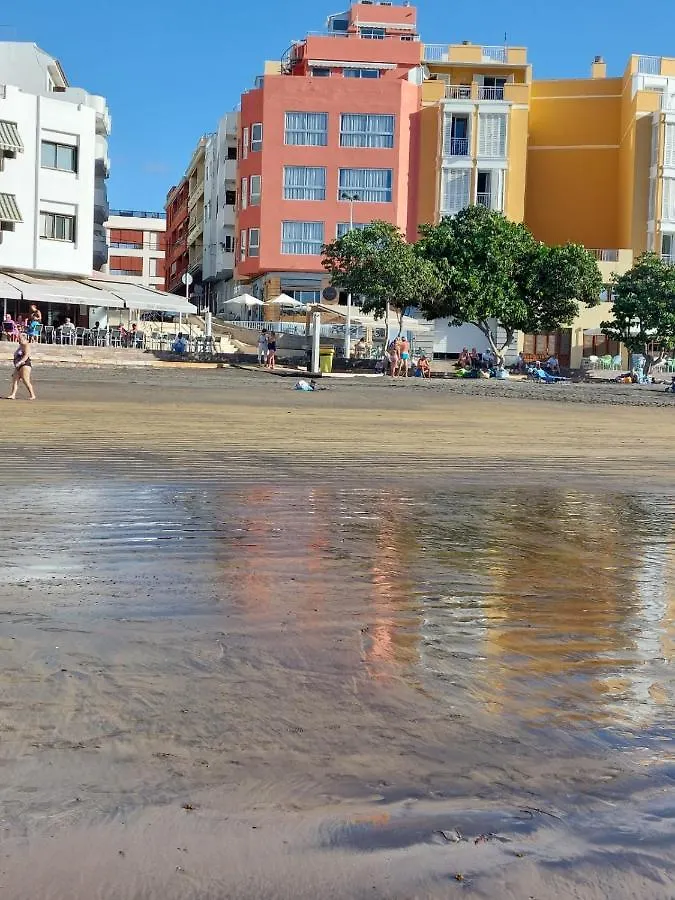 Marmedano Apartamento 3 El Médano شقة